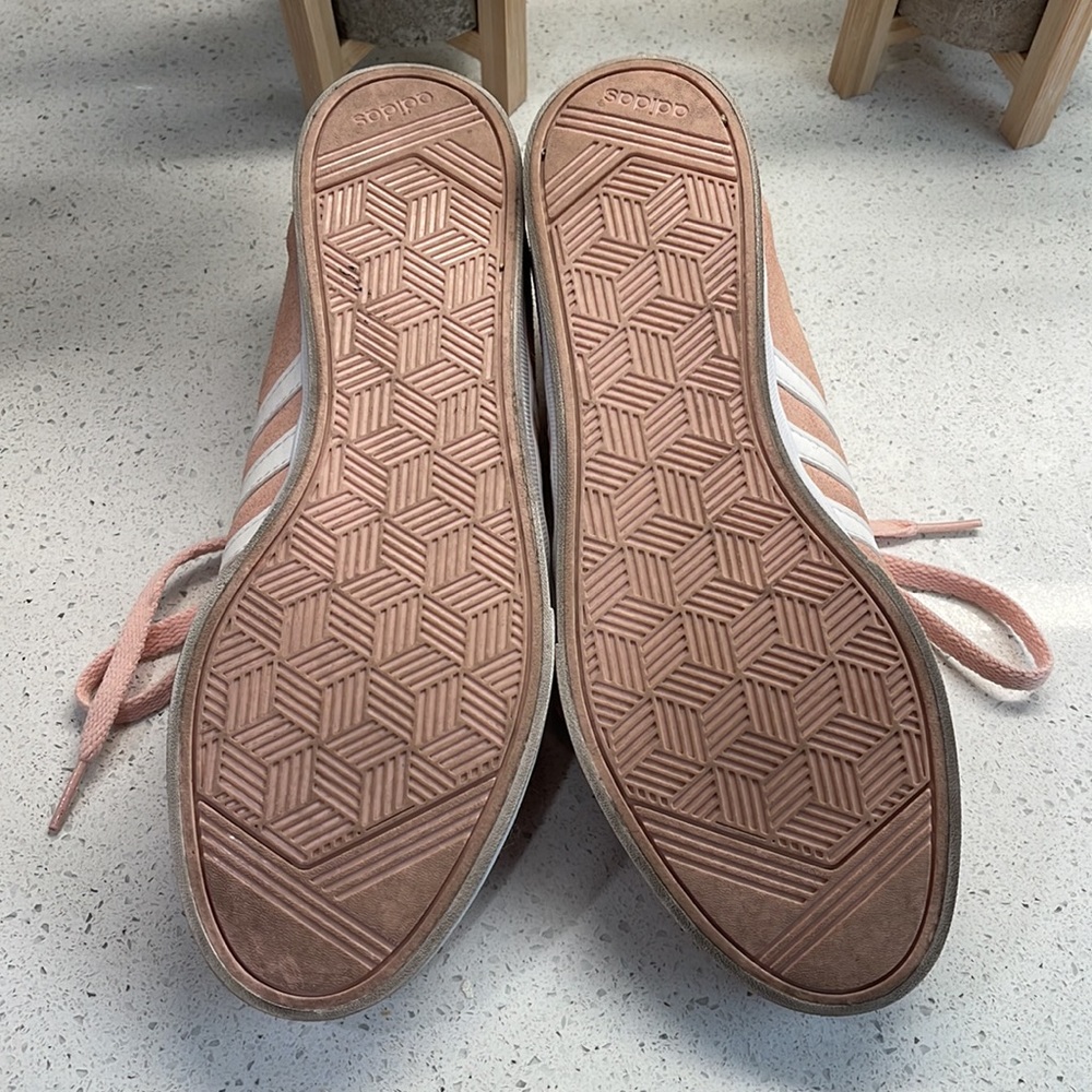 Ballet Baby Pink Adidas Shoes Gym Walking Casual Athleisure 8.5 tennis sneakers - Picture 7 of 7